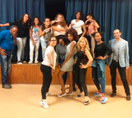 Grupo das danças Interculturais, projeto vencedor do OP Juventude 2016